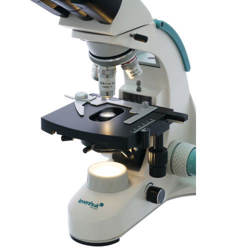 Levenhuk D900T Digital Trinocular Microscope