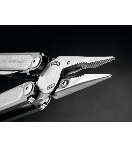 LEATHERMAN FREE P2 multotool