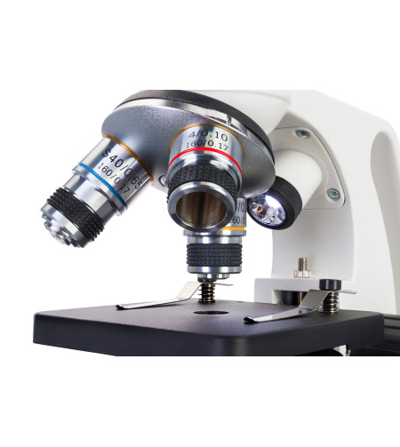 Microscope Discovery Femto Polar with book