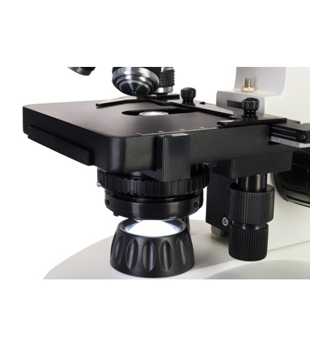 Discovery Atto Polar microscope with book