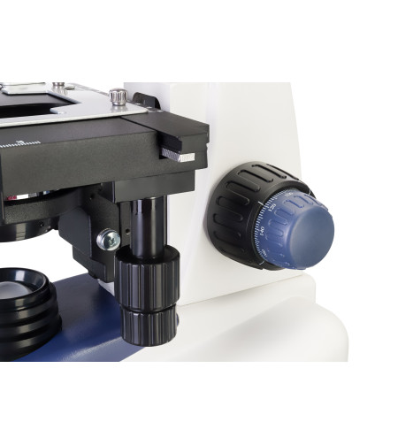 Levenhuk D95L LCD Digital Microscope