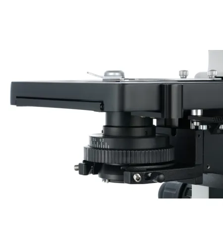 Levenhuk MED D40T LCD Digital Trinocular Microscope