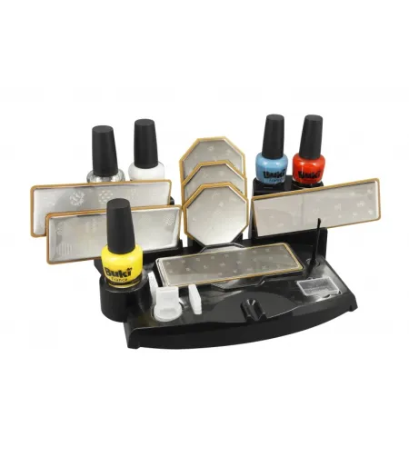 Профессиональная студия стемпинга ногтей Buki