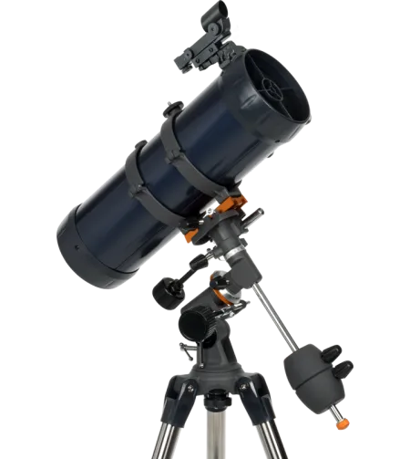 Celestron Astromaster 114EQ-MD telescope with Phoneadapter and Moonfilter
