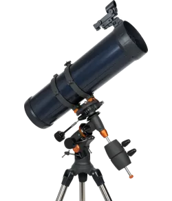 Celestron AstroMaster 130EQ reflektora teleskops ar viedtālruņa adapteri un T2 Barlow lēcu